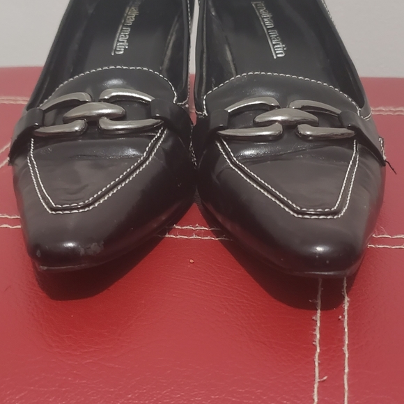 Shoes - Picture 2 of 9